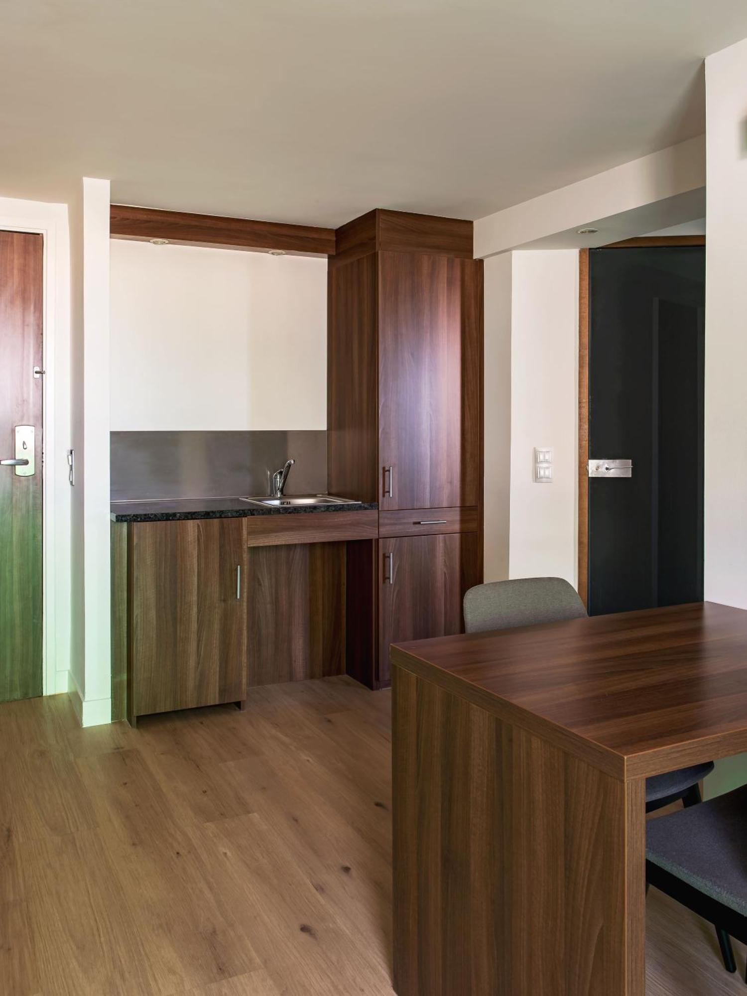 Holiday Inn - Marseille Airport By Ihg Βιτρόλ Εξωτερικό φωτογραφία