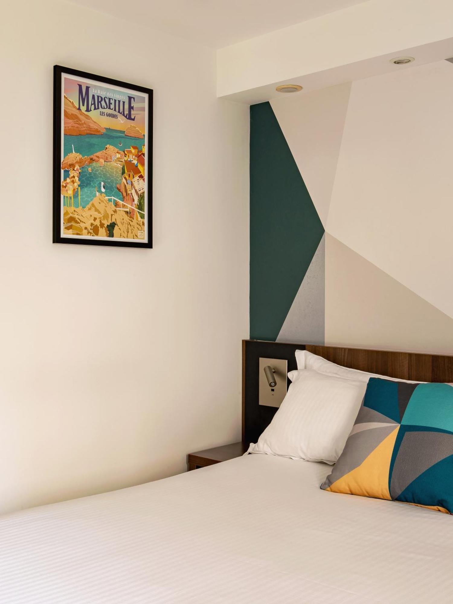Holiday Inn - Marseille Airport By Ihg Βιτρόλ Εξωτερικό φωτογραφία