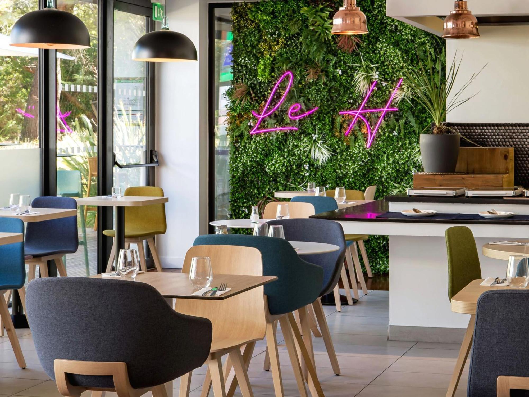 Holiday Inn - Marseille Airport By Ihg Βιτρόλ Εξωτερικό φωτογραφία